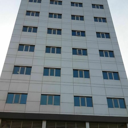 شقة أجنحة غولدن روز الفاخرة  المنامة المظهر الخارجي الصورة